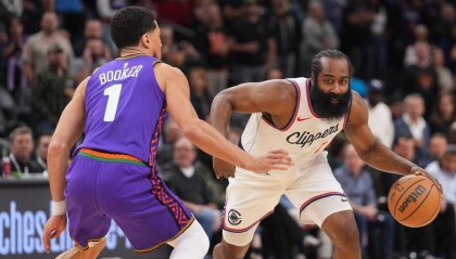 杜兰特34+7哈登21+15 布克17分太阳逆转送快船3连败