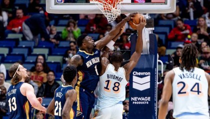 锡安22+9麦科勒姆12分 鹈鹕主场轻取马刺